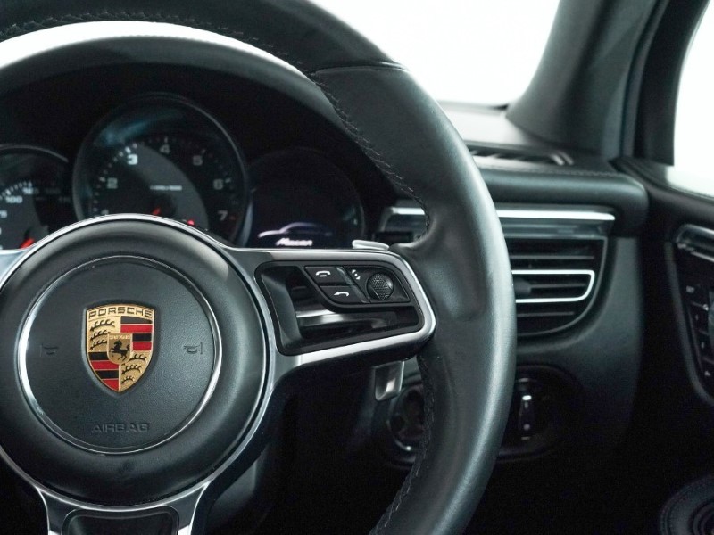 Used Porsche Macan 2019 for sale - 77665207: Photo 25