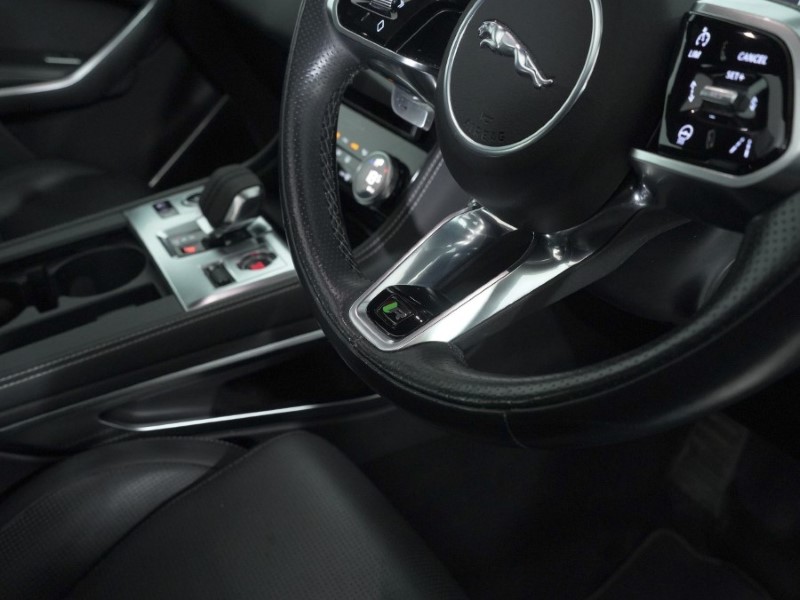 Used Jaguar F-Pace 2021 for sale - 77235598: Photo 60