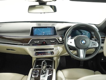 Used BMW 7 Series 2021 for sale - 79400109: Photo