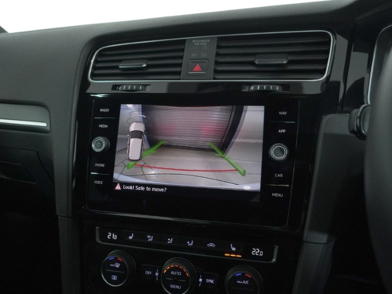 Used Volkswagen Golf 2018 for sale - 77087661: Photo 19