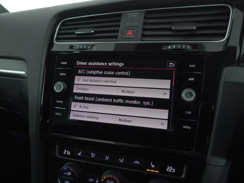 Used Volkswagen Golf 2018 for sale - 77087661: Photo 21