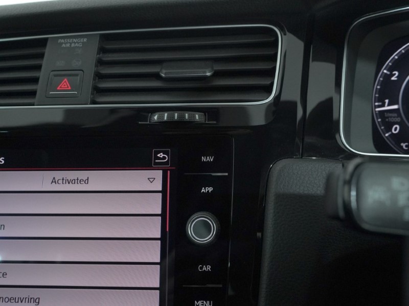 Used Volkswagen Golf 2018 for sale - 77087661: Photo 28