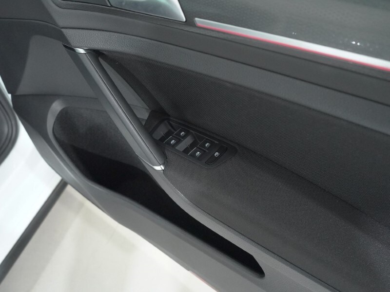 Used Volkswagen Golf 2018 for sale - 77087661: Photo 46