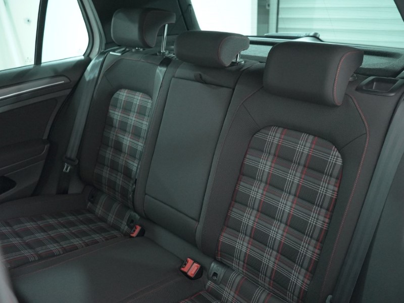 Used Volkswagen Golf 2018 for sale - 77087661: Photo 51