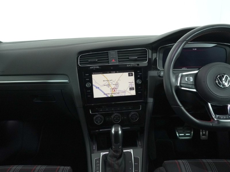 Used Volkswagen Golf 2018 for sale - 77087661: Photo 8