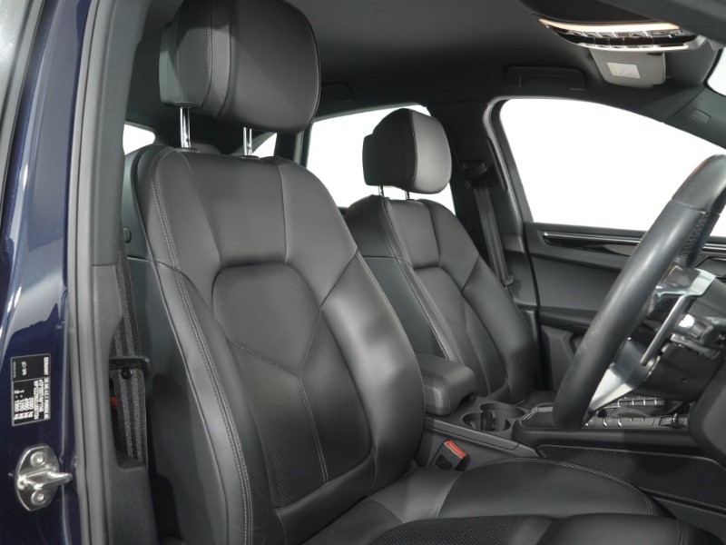 Used Porsche Macan 2020 for sale - 78179958: Photo 11