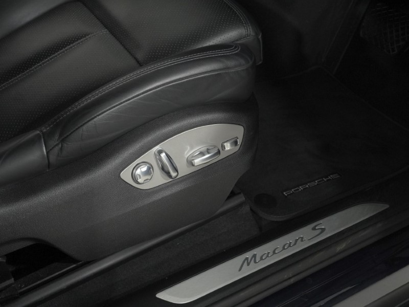 Used Porsche Macan 2020 for sale - 78179958: Photo 18