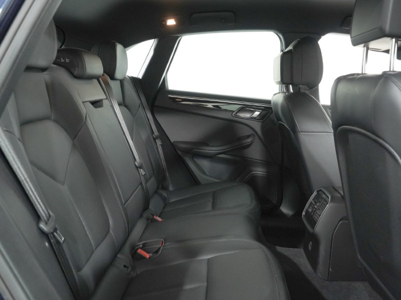 Used Porsche Macan 2020 for sale - 78179958: Photo 28