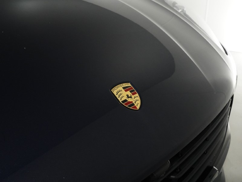 Used Porsche Macan 2020 for sale - 78179958: Photo 29