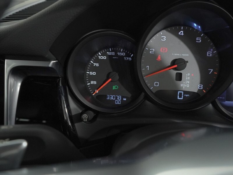 Used Porsche Macan 2020 for sale - 78179958: Photo 37