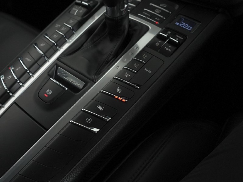 Used Porsche Macan 2020 for sale - 78179958: Photo 43