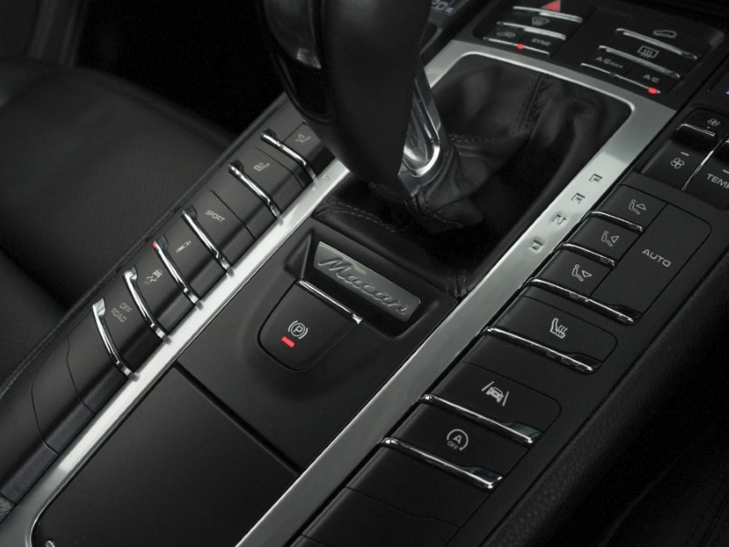 Used Porsche Macan 2020 for sale - 78179958: Photo 46