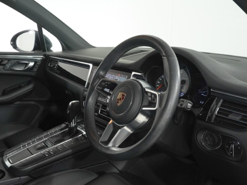 Used Porsche Macan 2020 for sale - 78179958: Photo 6