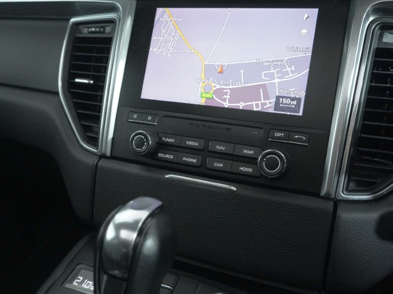 Used Porsche Macan 2018 for sale - 77877720: Photo 19