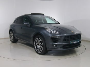 Used Porsche Macan 2018 for sale - 77877720: Photo