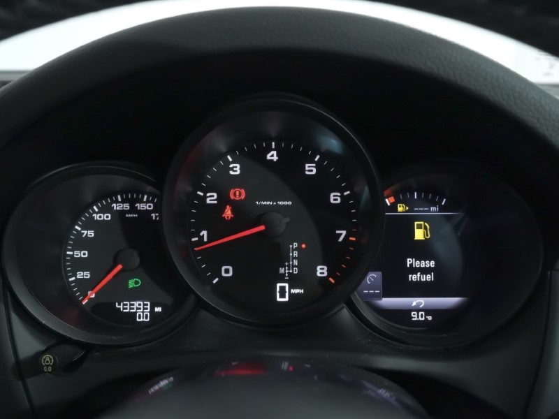 Used Porsche Macan 2018 for sale - 77877720: Photo 40