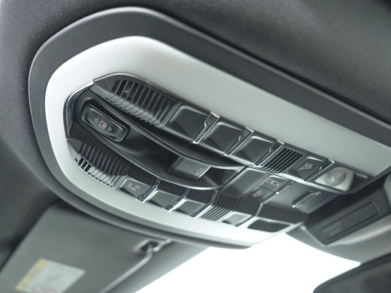 Used Porsche Macan 2018 for sale - 77877720: Photo 49