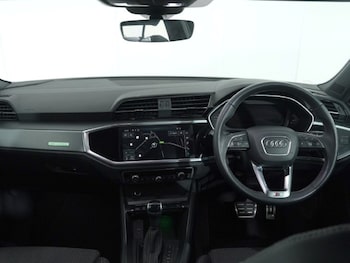 Used Audi Q3 2021 for sale - 77019037: Photo