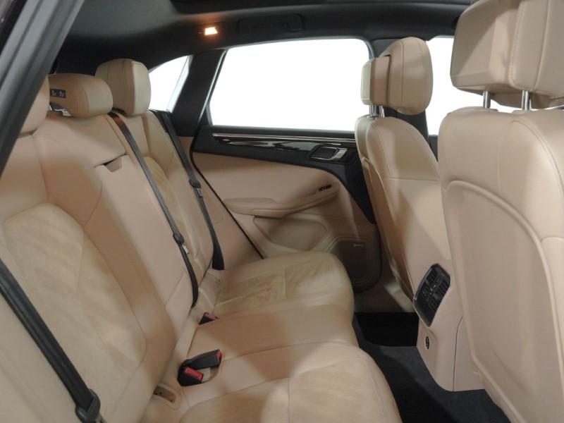 Used Porsche Macan 2020 for sale - 77619343: Photo 53