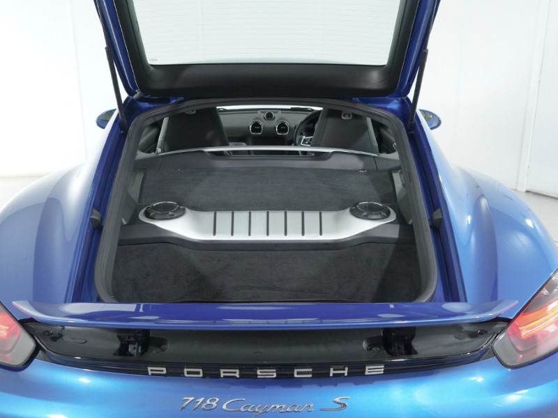 Used Porsche Cayman 2018 for sale - 77210379: Photo 13