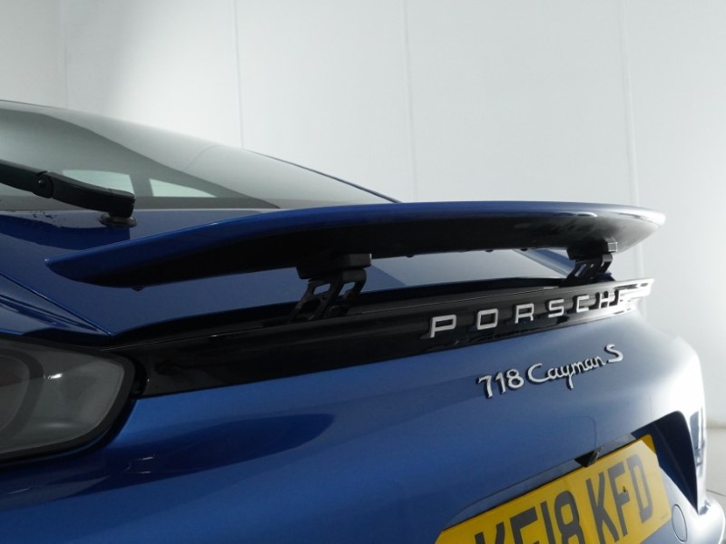 Used Porsche Cayman 2018 for sale - 77210379: Photo 27