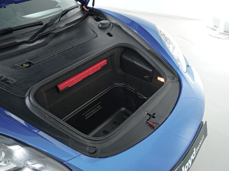 Used Porsche Cayman 2018 for sale - 77210379: Photo 28