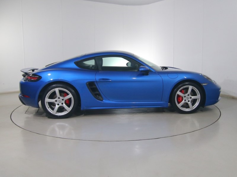 Used Porsche Cayman 2018 for sale - 77210379: Photo 3