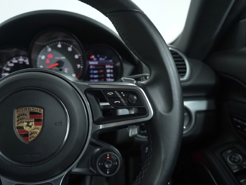 Used Porsche Cayman 2018 for sale - 77210379: Photo 32