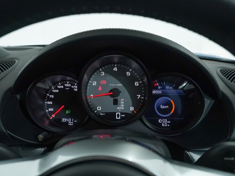 Used Porsche Cayman 2018 for sale - 77210379: Photo 34