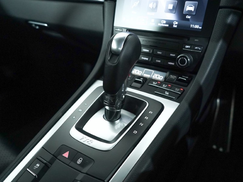 Used Porsche Cayman 2018 for sale - 77210379: Photo 43