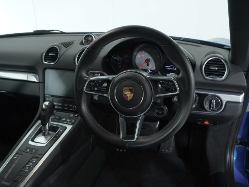 Used Porsche Cayman 2018 for sale - 77210379: Photo 5