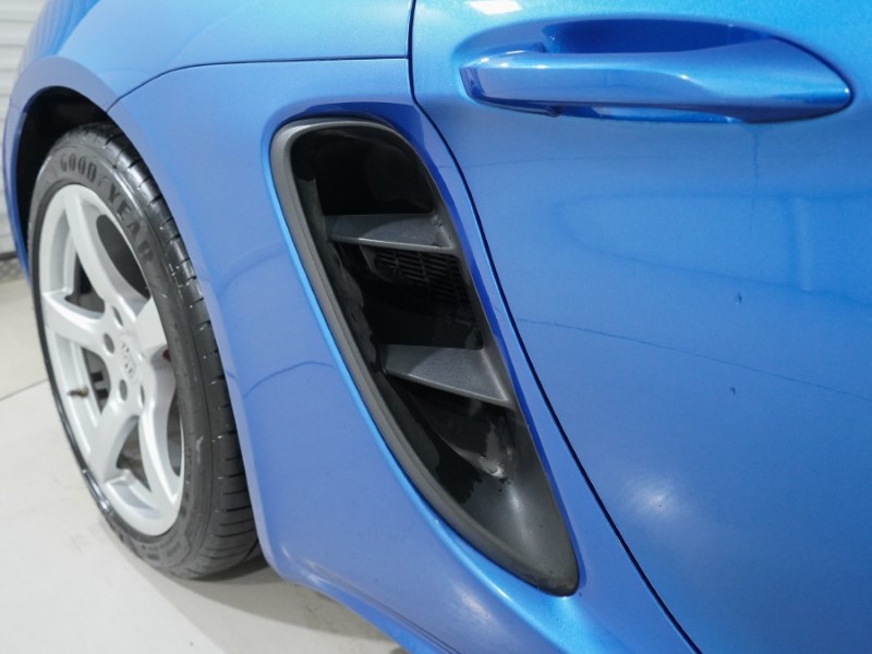 Used Porsche Cayman 2018 for sale - 77210379: Photo 59