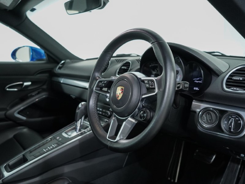 Used Porsche Cayman 2018 for sale - 77210379: Photo 6
