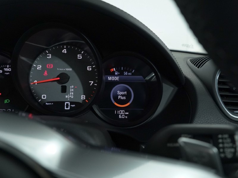 Used Porsche Cayman 2018 for sale - 77210379: Photo 65