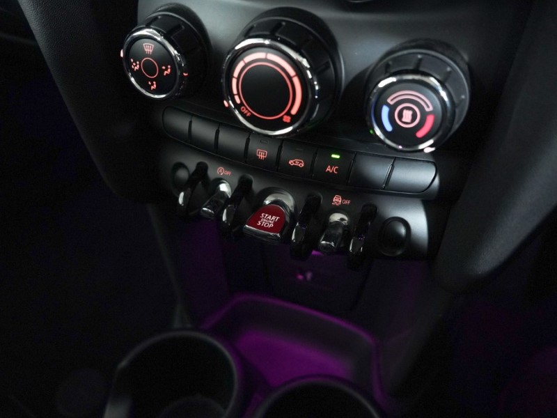 Used MINI Hatch 2019 for sale - 77210350: Photo 17