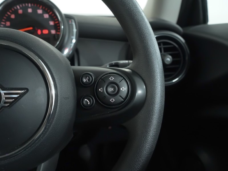 Used MINI Hatch 2019 for sale - 77210350: Photo 19