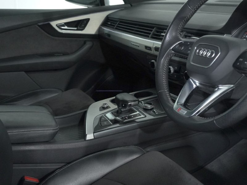 Used Audi Q7 2018 for sale - 77261755: Photo 10