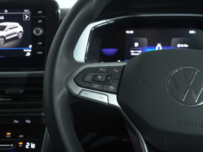 Used Volkswagen T-Roc 2022 for sale - 77282577: Photo 19