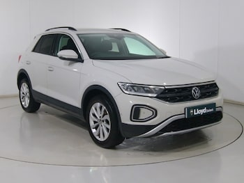 Used Volkswagen T-Roc 2022 for sale - 77282577: Photo