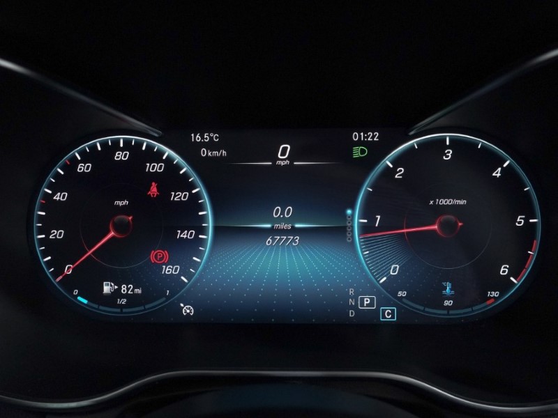 Used Mercedes-Benz GLC 2021 for sale - 76981177: Photo 9