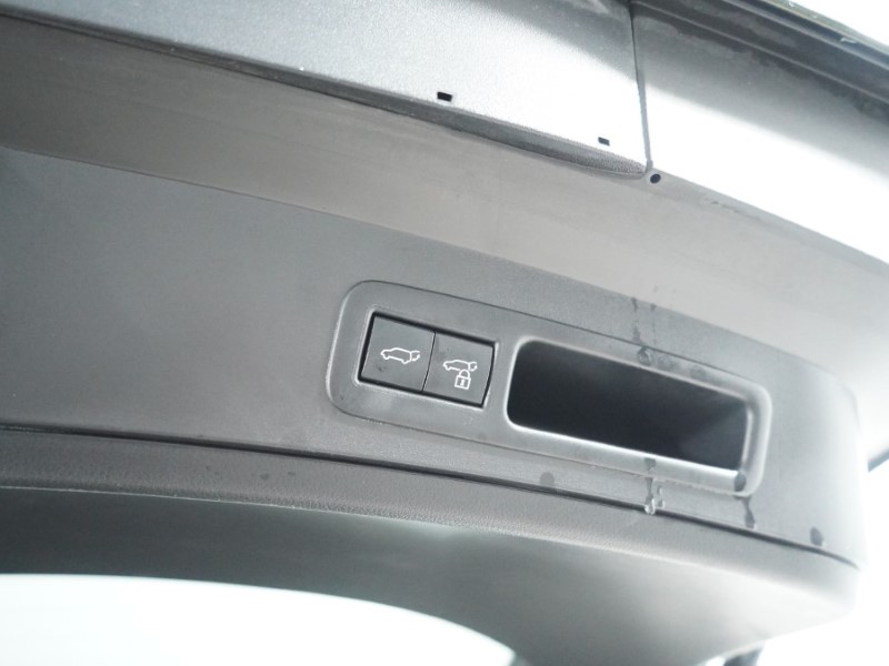 Used Lexus UX 2022 for sale - 78014737: Photo 13