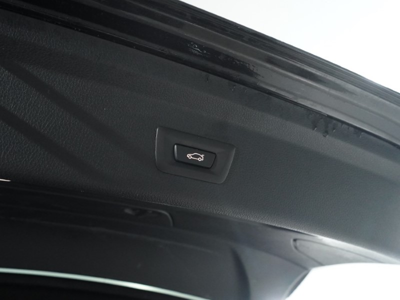 Used BMW 3 Series 2017 for sale - 77285817: Photo 19