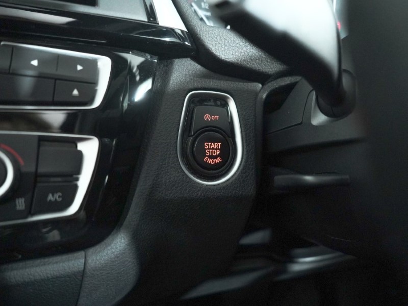 Used BMW 3 Series 2017 for sale - 77285817: Photo 22