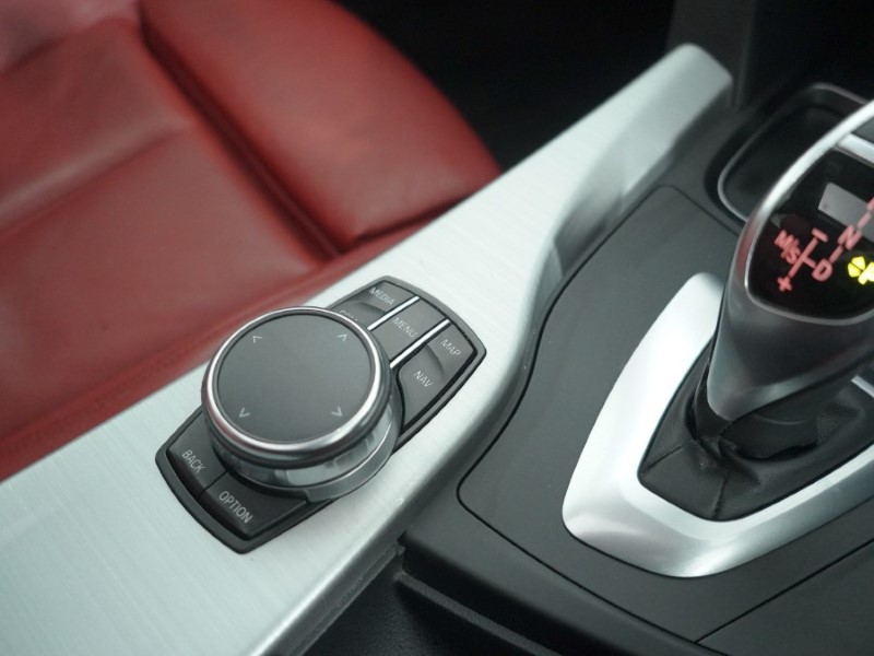 Used BMW 3 Series 2017 for sale - 77285817: Photo 27