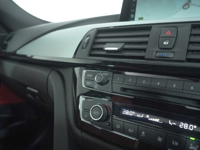 Used BMW 3 Series 2017 for sale - 77285817: Photo 30