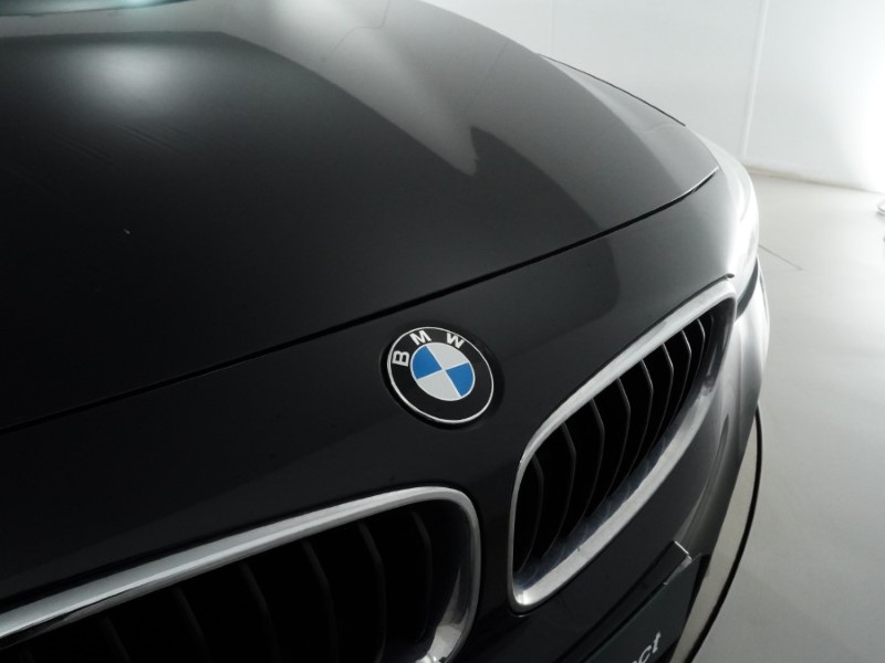 Used BMW 3 Series 2017 for sale - 77285817: Photo 40