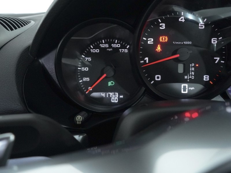 Used Porsche Cayman 2018 for sale - 77653255: Photo 9