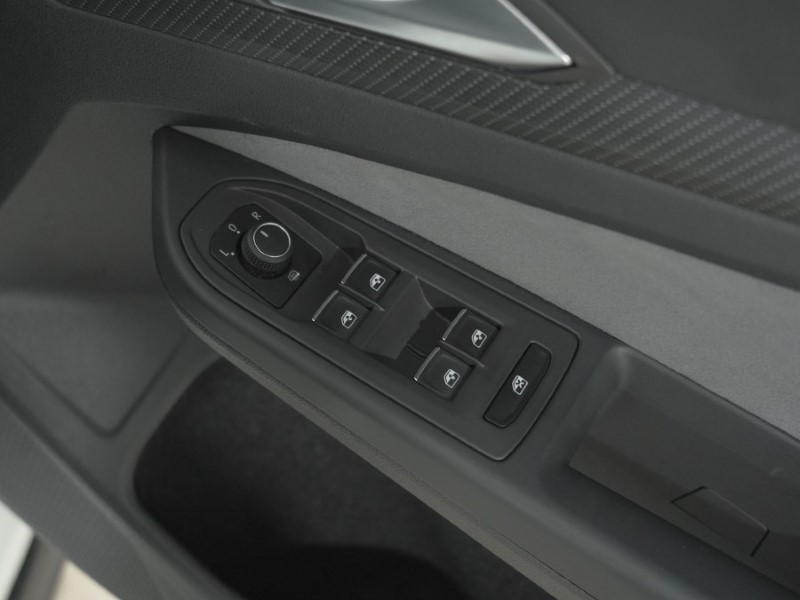 Used Volkswagen Golf 2022 for sale - 77997047: Photo 23