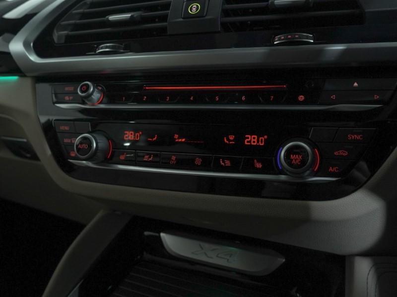 Used BMW X4 2018 for sale - 76981710: Photo 30