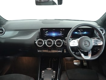 Used Mercedes-Benz GLA 2023 for sale - 77261793: Photo